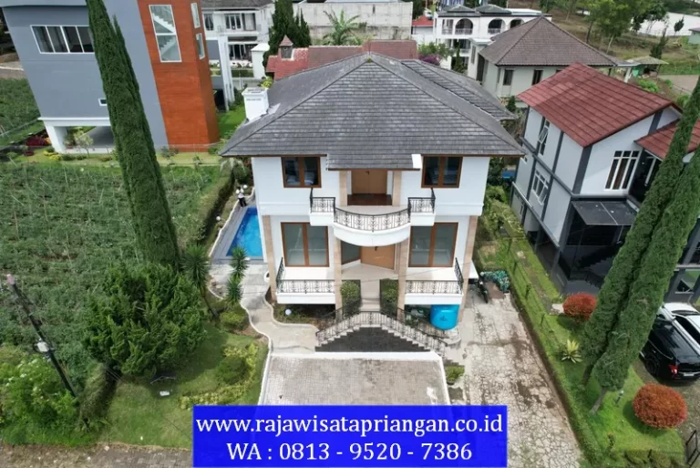 Villa Alina Lembang | Sewa Villa 6 Kamar Rombongan 30 Orang | Private Pool