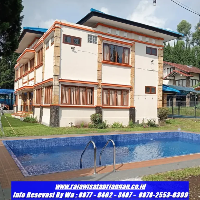 Villa Eleven 9 Kamar Private Pool – Villa Kapasitas 70 Orang dengan Kolam Renang Pribadi di Lembang